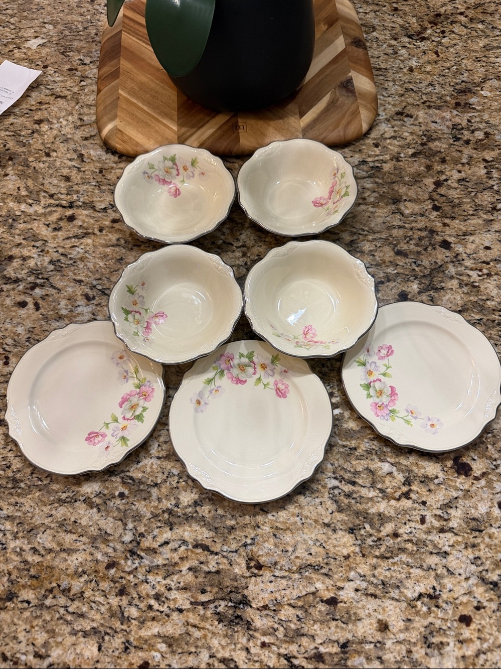 Vintage Homer Laughlin Virginia Rose Bread Plates & Fruit Bowls - Set of 7 🇺🇸